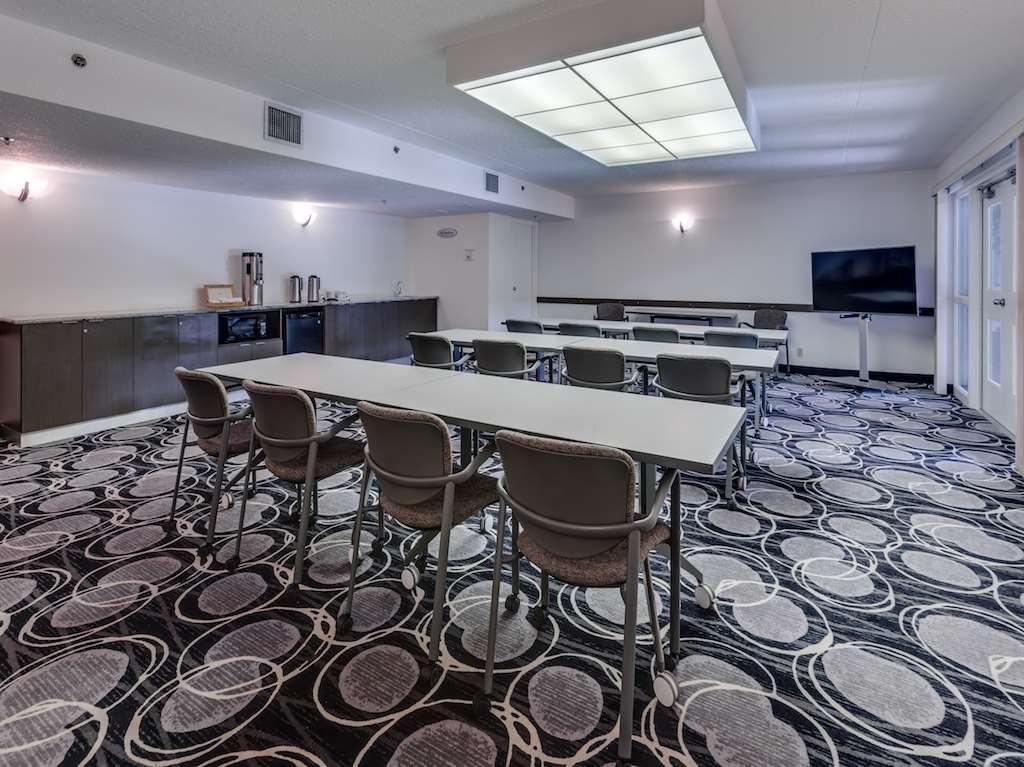 高河赫瑞泰格酒店及会议中心 High River 设施 照片