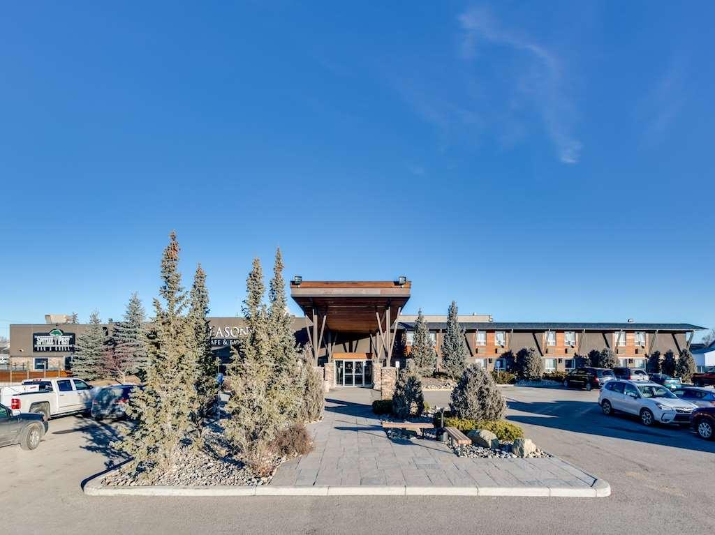 高河赫瑞泰格酒店及会议中心 High River 外观 照片